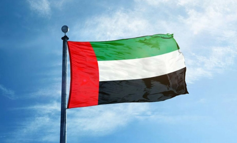 الإمارات تعرب عن تضامنها مع قطر بعد حادثة الشظايا