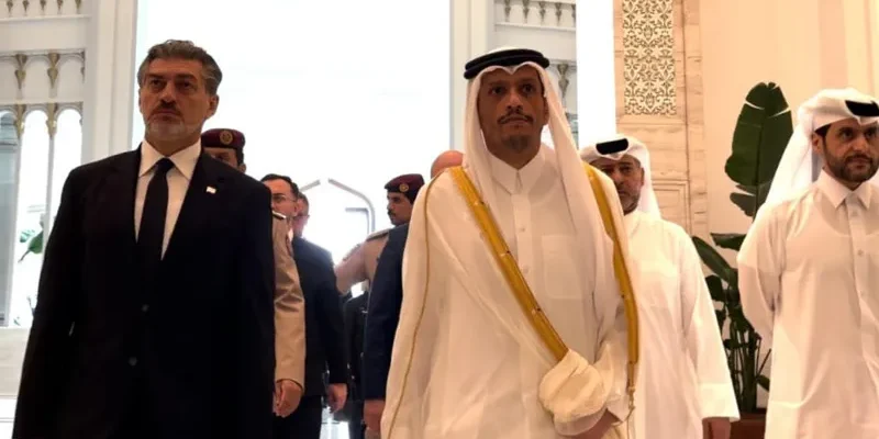 الرئيس الجورجي يلتقي أمير قطر في الدوحة لبحث التعاون وتعزيز الاستقرار الإقليمي