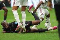 إصابة إسماعيل كونيه في مباراة كأس العالم ضد قطر وتحذيرات من تدهور جودة الهواء وارتفاع درجات الحرارة